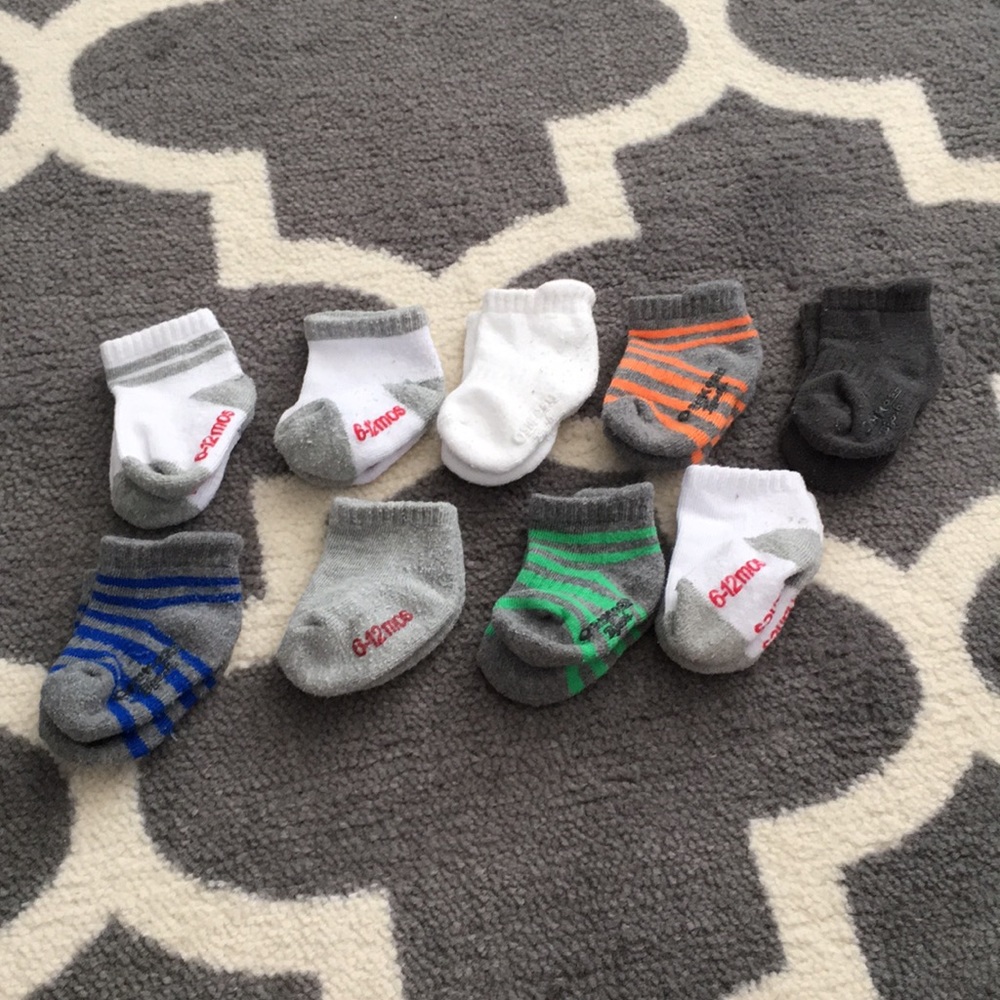 Baby socks 6-12months HANES& OSHKOSH